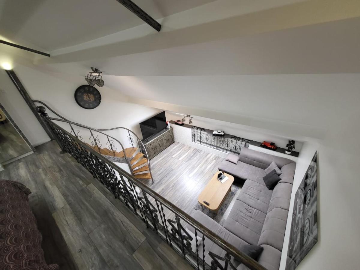 Duplex Elegant Situe A 1Min De La Gare Du Nord Lejlighed Bruxelles Eksteriør billede