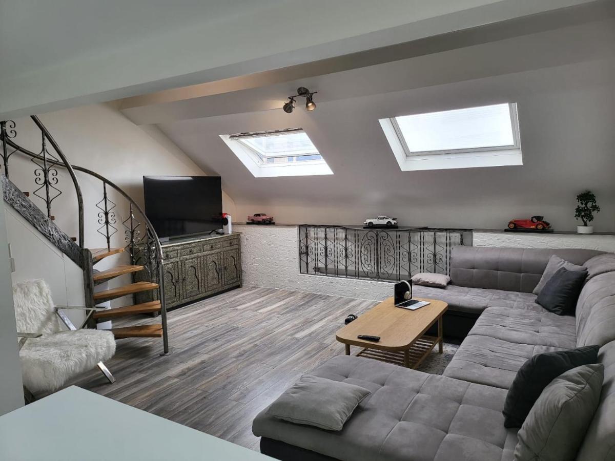 Duplex Elegant Situe A 1Min De La Gare Du Nord Lejlighed Bruxelles Eksteriør billede